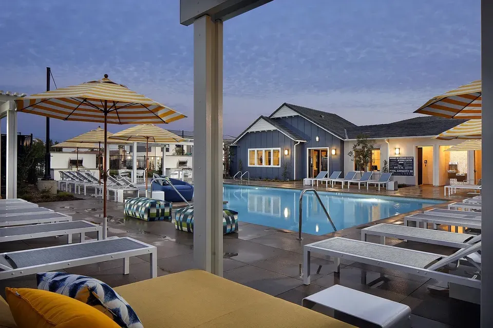 3 Bed 2 Bath Contemporary High-Rise Condo in Fontana, CA - 4
