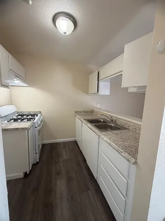 3 Bed 2 Bath Contemporary High-Rise Condo in Fontana, CA - 5