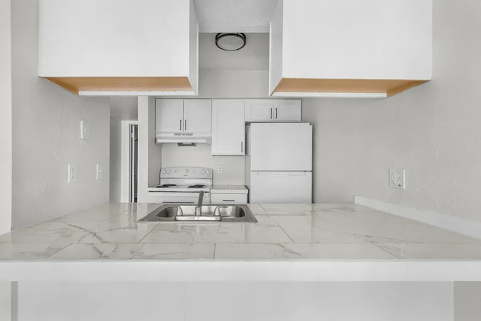 3 Bed 2 Bath Contemporary High-Rise Condo in Fort Myers, FL - 3