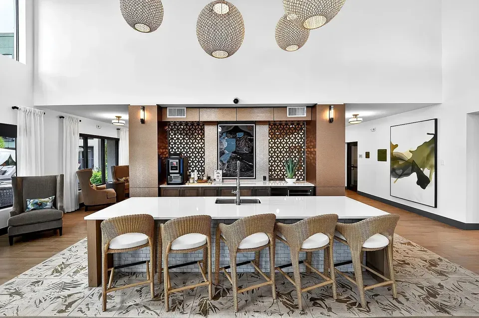 3 Bed 2 Bath Contemporary High-Rise Condo in Fort Myers, FL - 5