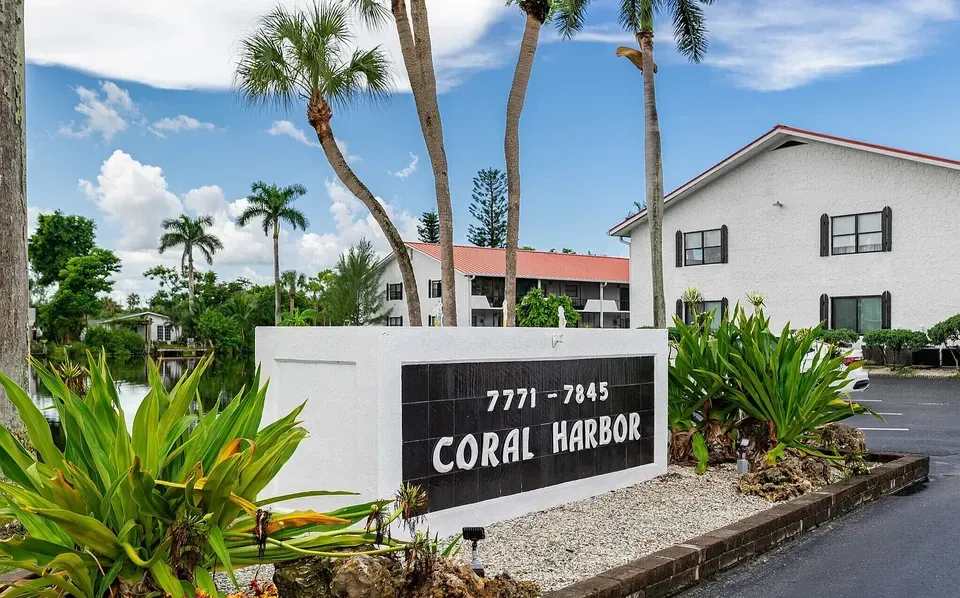 3 Bed 2 Bath Contemporary High-Rise Condo in Fort Myers, FL