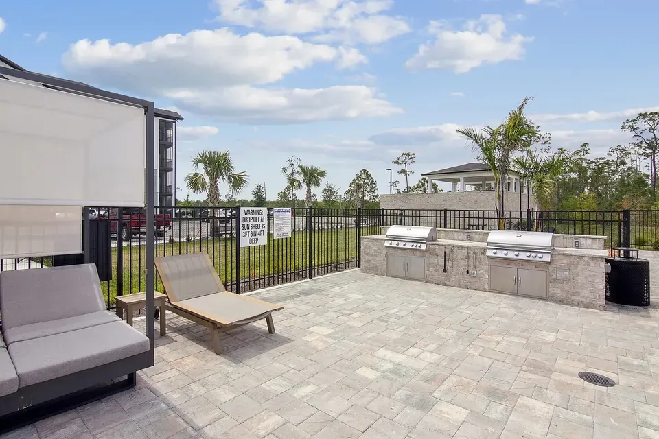 3 Bed 2 Bath Contemporary High-Rise Condo in Fort Myers, FL - 5