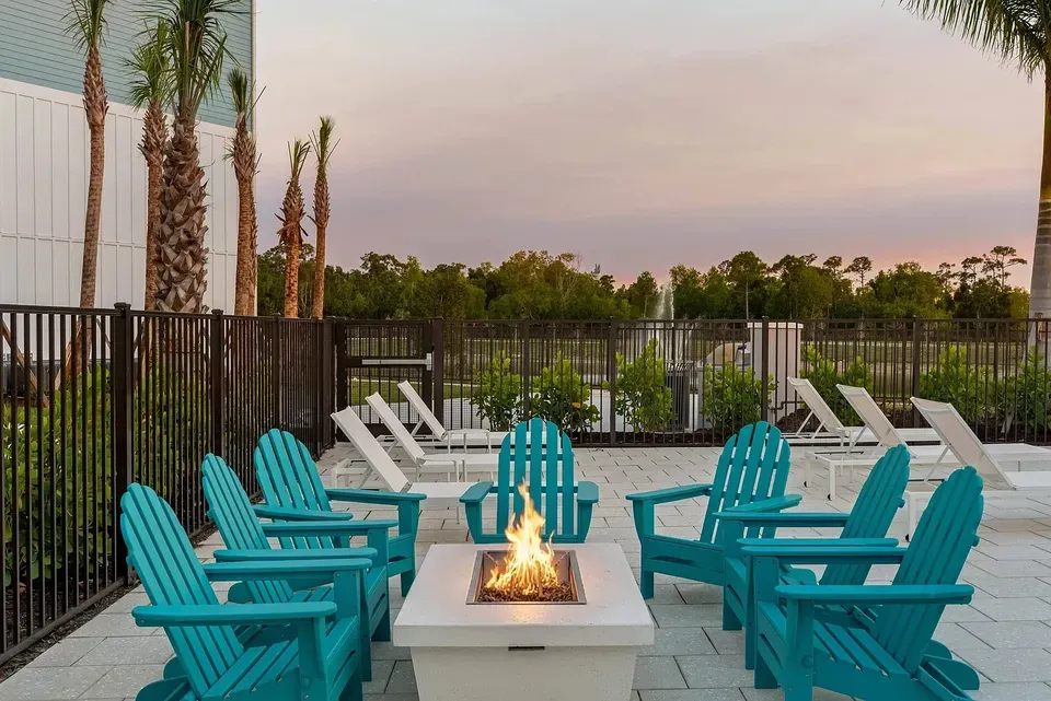 3 Bed 2 Bath Contemporary High-Rise Condo in Fort Myers, FL - 2