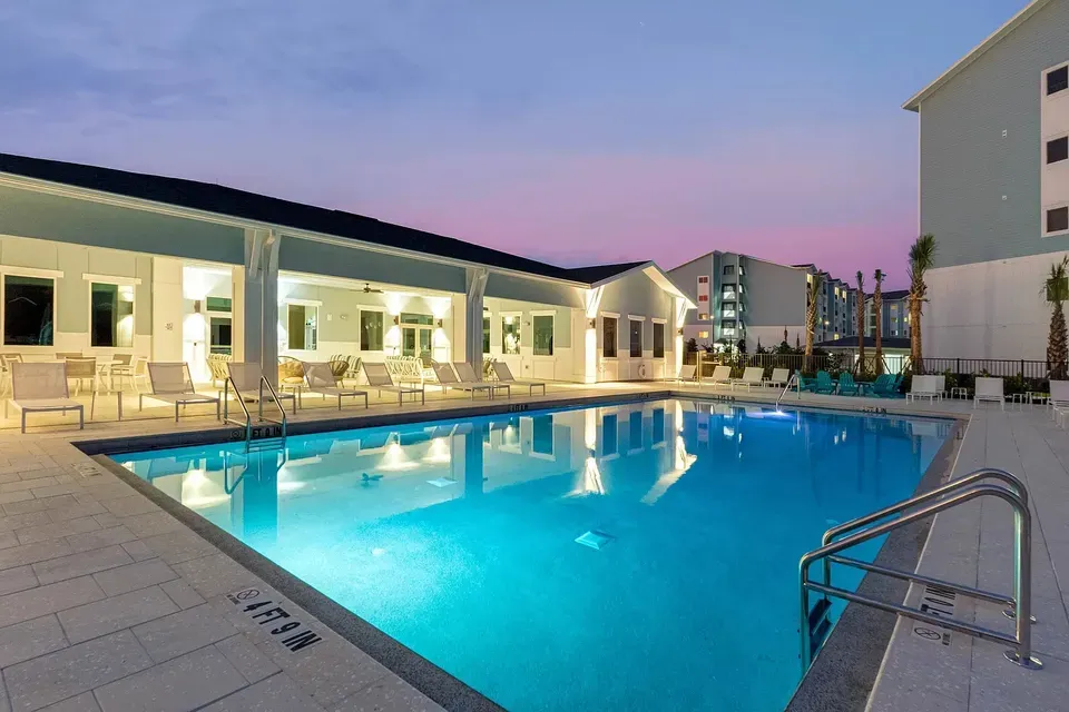 3 Bed 2 Bath Contemporary High-Rise Condo in Fort Myers, FL - 3