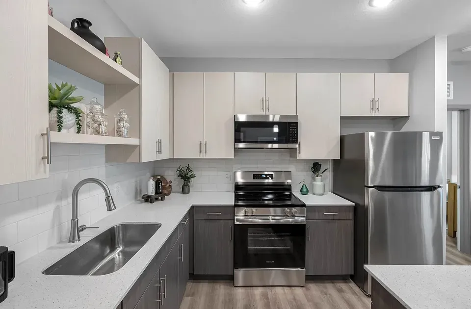 3 Bed 2 Bath Contemporary High-Rise Condo in Fort Myers, FL - 4