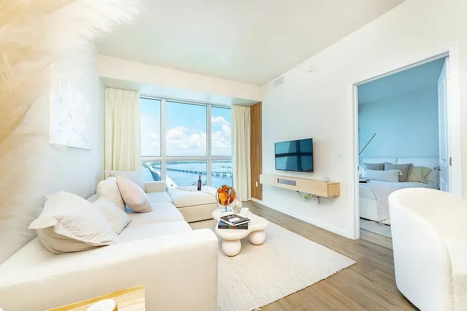 3 Bed 2 Bath Contemporary High-Rise Condo in Fort Myers, FL - 3