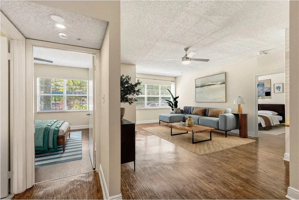 3 Bed 2 Bath Contemporary High-Rise Condo in Hollywood, FL - 2