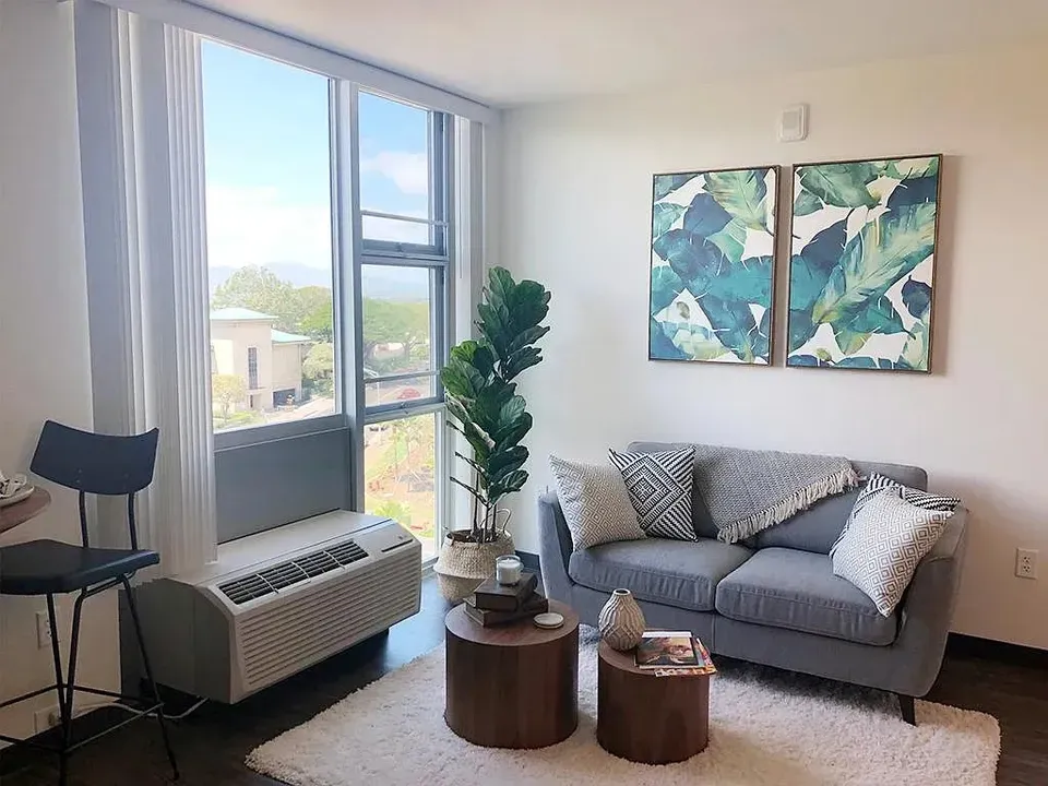 3 Bed 2 Bath Contemporary High-Rise Condo in Honolulu, HI - 5