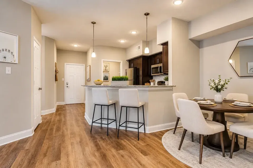 3 Bed 2 Bath Contemporary High-Rise Condo in Huntsville, AL - 3