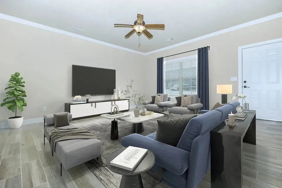 3 Bed 2 Bath Contemporary High-Rise Condo in Huntsville, AL - 1