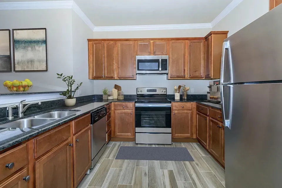 3 Bed 2 Bath Contemporary High-Rise Condo in Huntsville, AL - 3