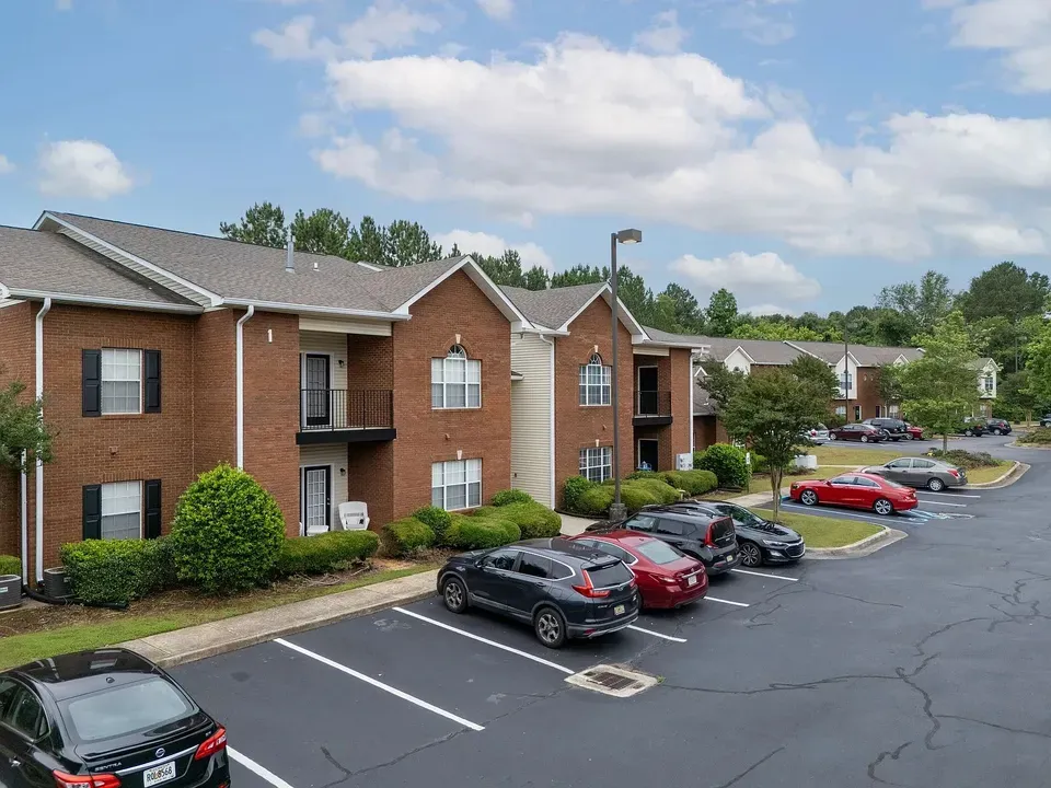 3 Bed 2 Bath Contemporary High-Rise Condo in Huntsville, AL - 5