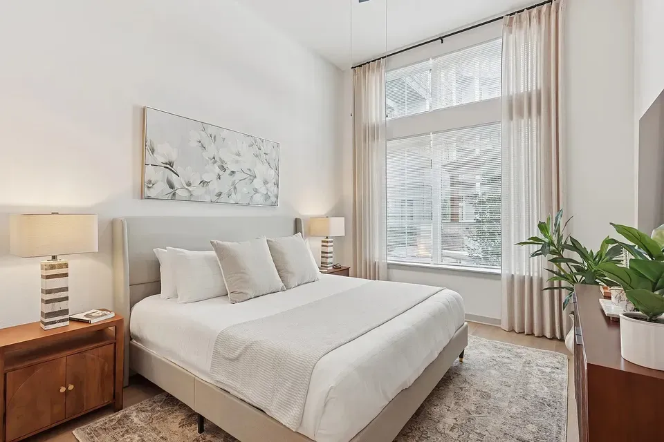 3 Bed 2 Bath Contemporary High-Rise Condo in Huntsville, AL - 3
