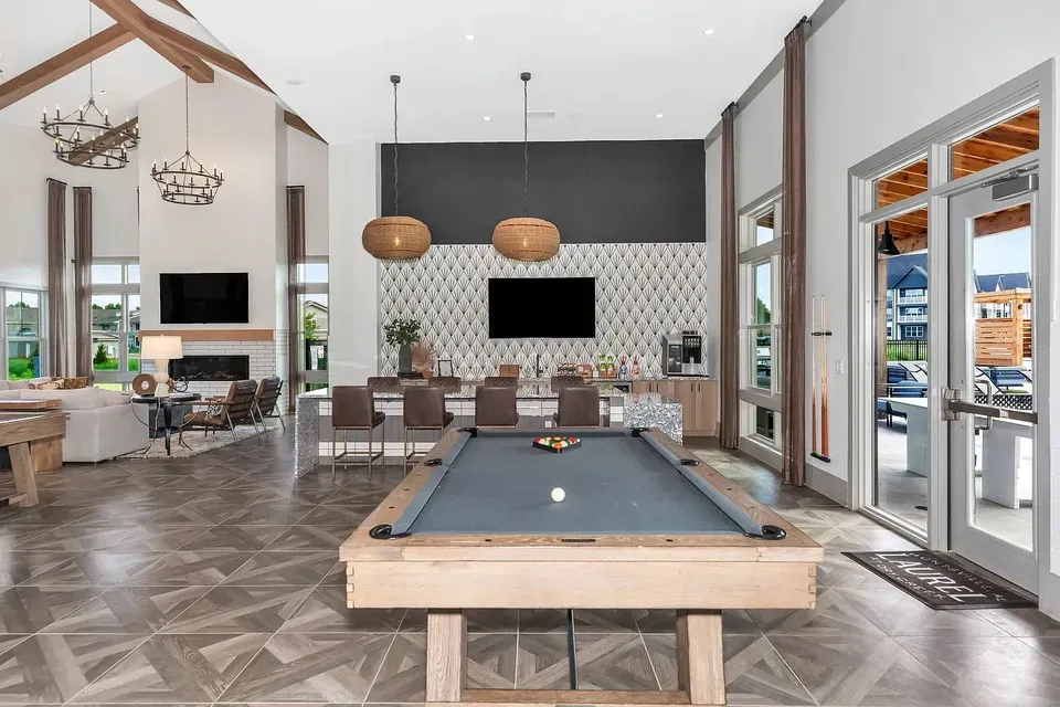 3 Bed 2 Bath Contemporary High-Rise Condo in Huntsville, AL - 3