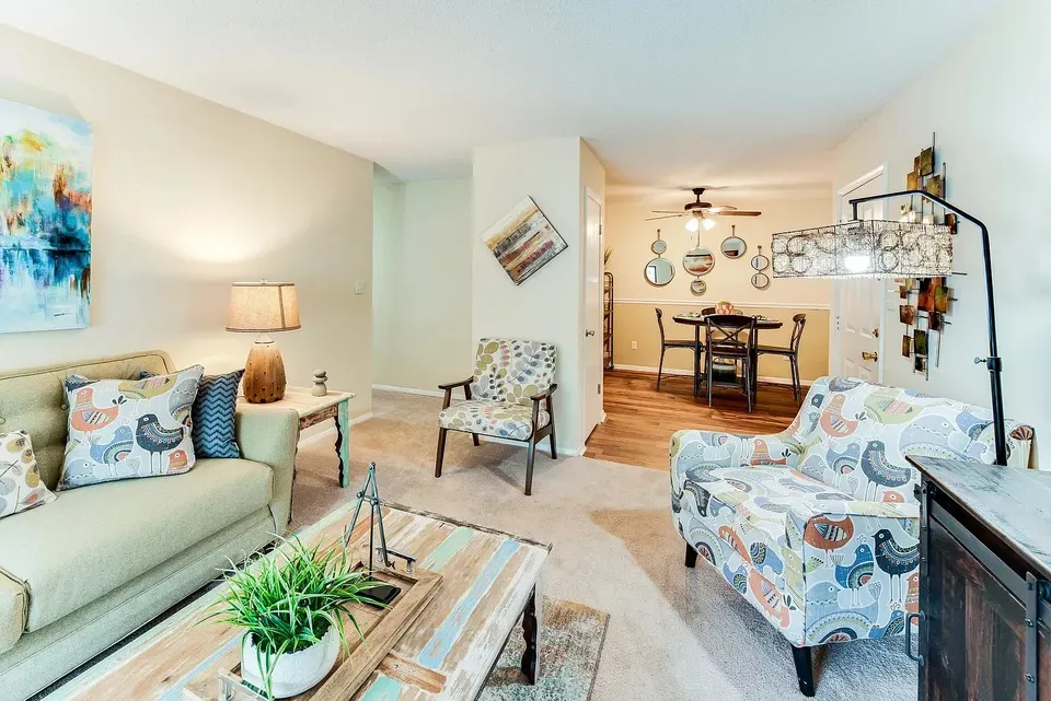 3 Bed 2 Bath Contemporary High-Rise Condo in Huntsville, AL - 3