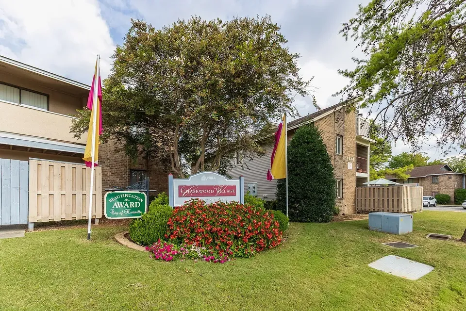3 Bed 2 Bath Contemporary High-Rise Condo in Huntsville, AL - 2