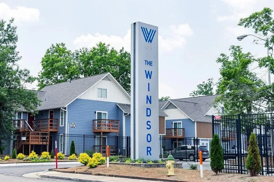 3 Bed 2 Bath Contemporary High-Rise Condo in Huntsville, AL - 1