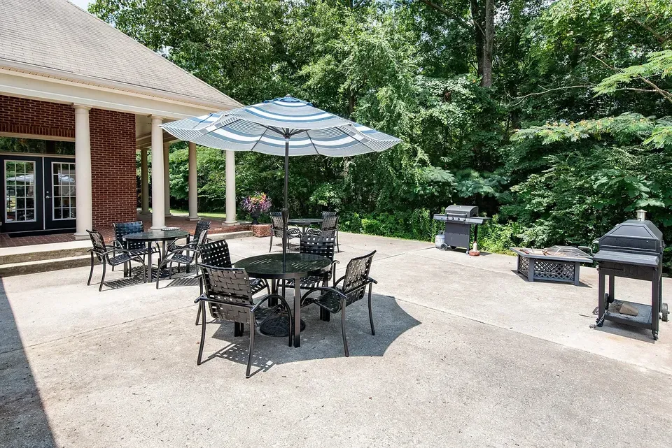 3 Bed 2 Bath Contemporary High-Rise Condo in Huntsville, AL - 5