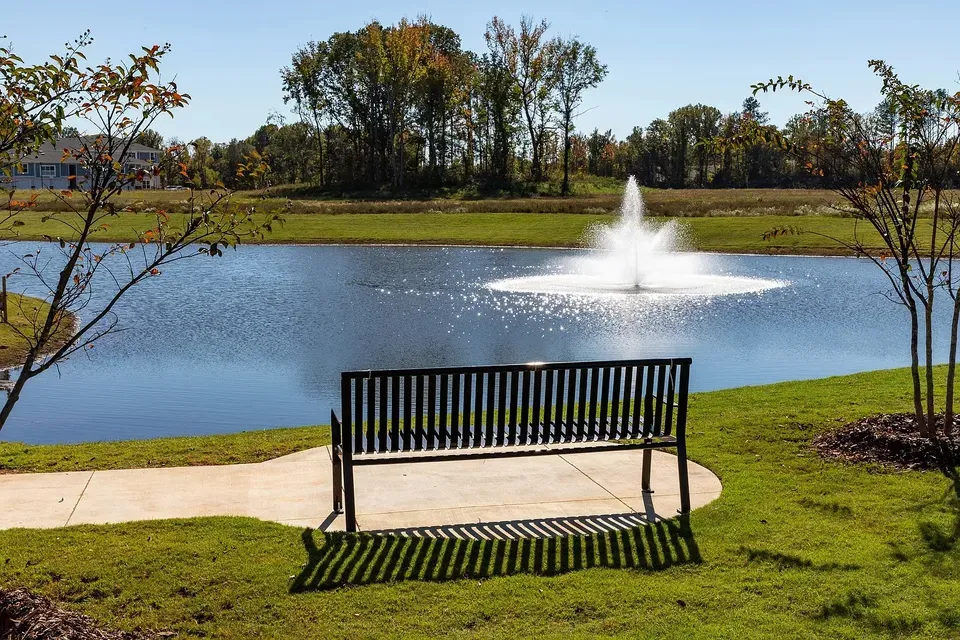 3 Bed 2 Bath Contemporary High-Rise Condo in Huntsville, AL - 4