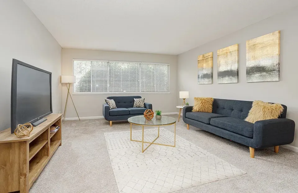 3 Bed 2 Bath Contemporary High-Rise Condo in Huntsville, AL - 1