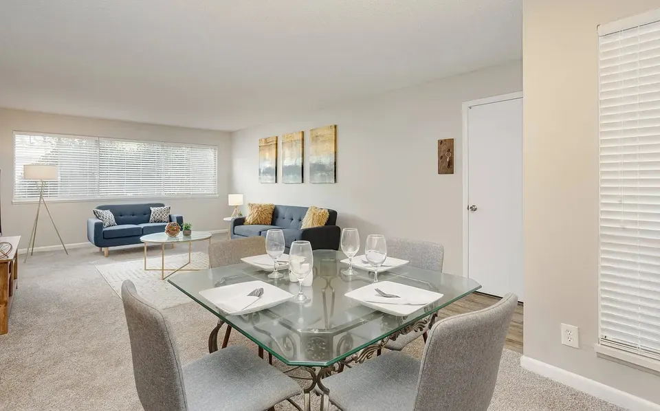 3 Bed 2 Bath Contemporary High-Rise Condo in Huntsville, AL - 5