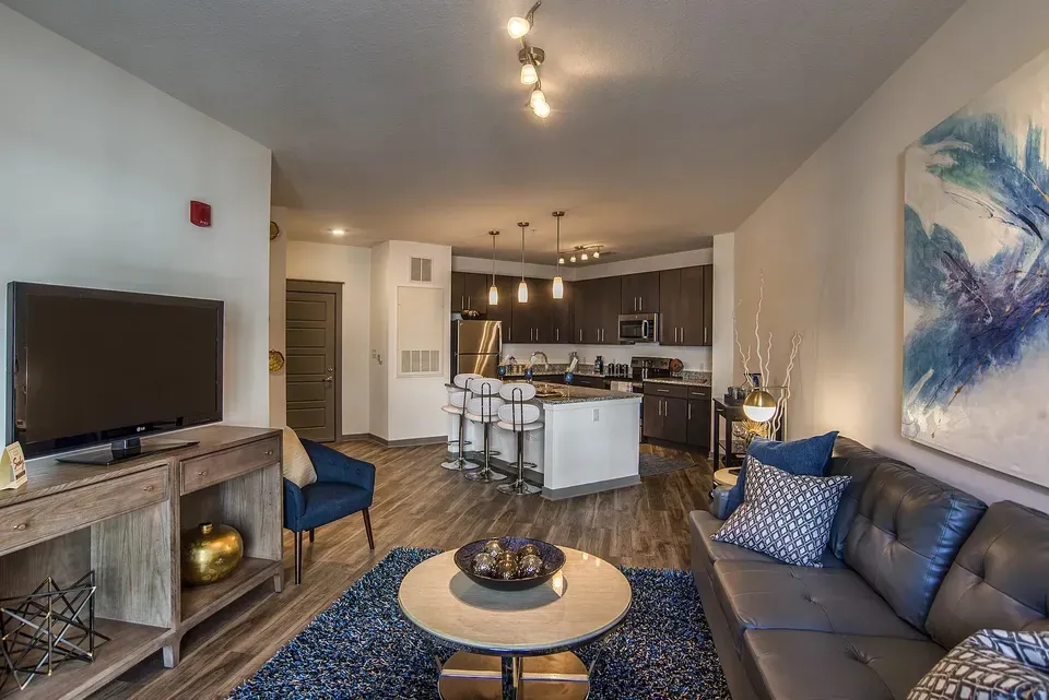 3 Bed 2 Bath Contemporary High-Rise Condo in Huntsville, AL - 1