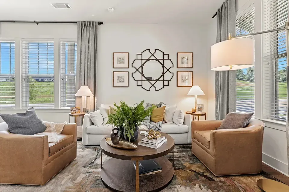 3 Bed 2 Bath Contemporary High-Rise Condo in Huntsville, AL - 2