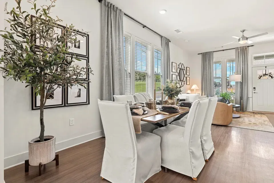 3 Bed 2 Bath Contemporary High-Rise Condo in Huntsville, AL - 3