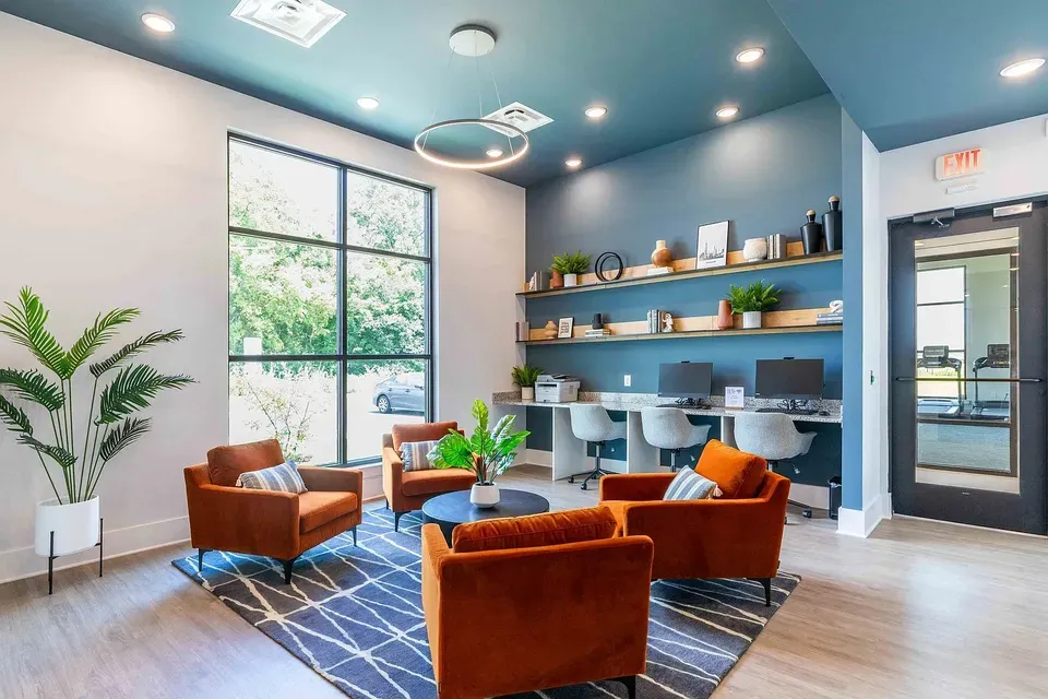 3 Bed 2 Bath Contemporary High-Rise Condo in Huntsville, AL