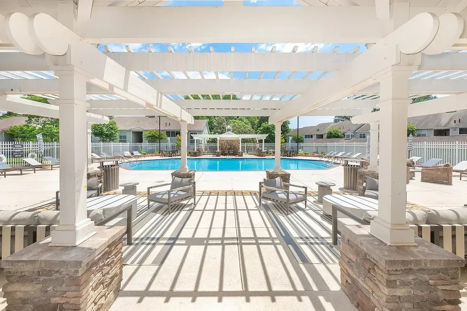 3 Bed 2 Bath Contemporary High-Rise Condo in Huntsville, AL - 1
