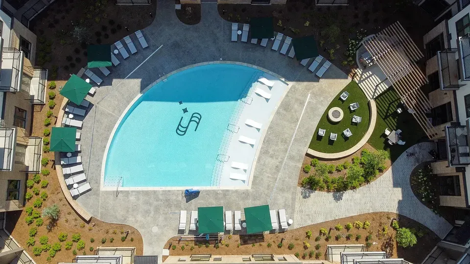 3 Bed 2 Bath Contemporary High-Rise Condo in Huntsville, AL - 1