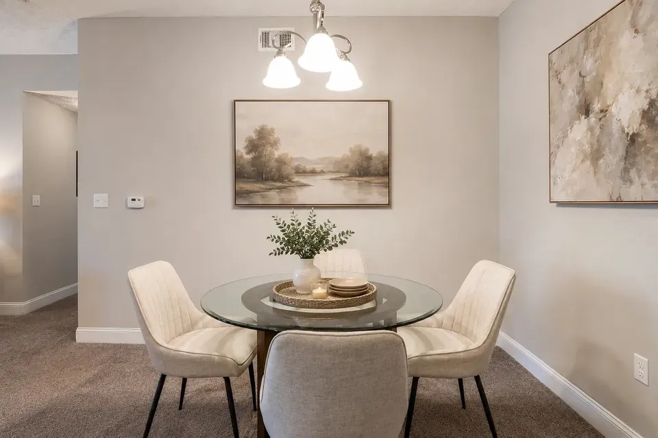 3 Bed 2 Bath Contemporary High-Rise Condo in Huntsville, AL - 2