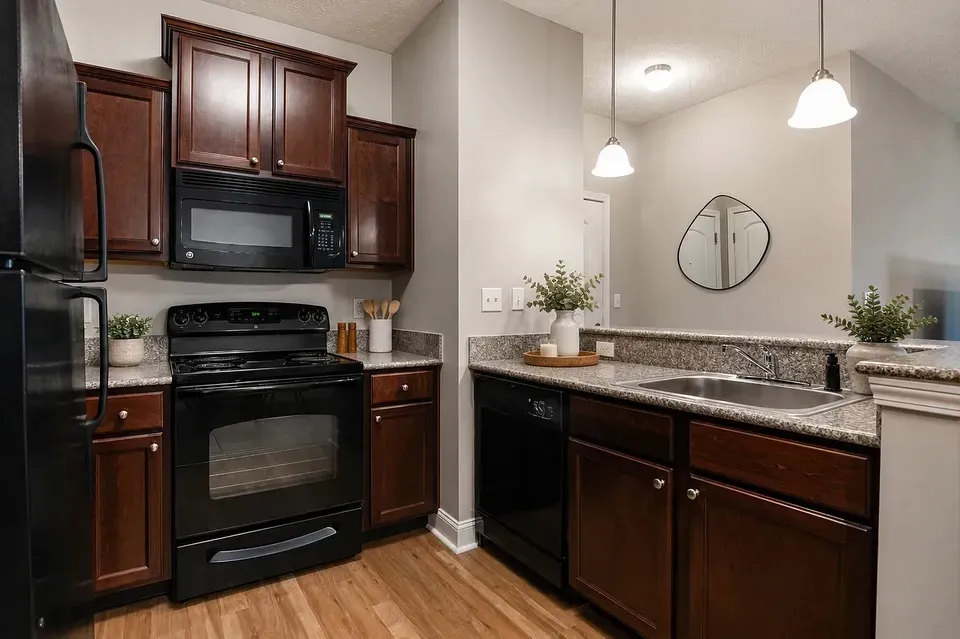 3 Bed 2 Bath Contemporary High-Rise Condo in Huntsville, AL - 3