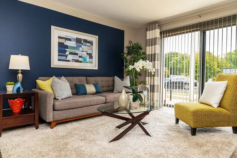 3 Bed 2 Bath Contemporary High-Rise Condo in Huntsville, AL - 2