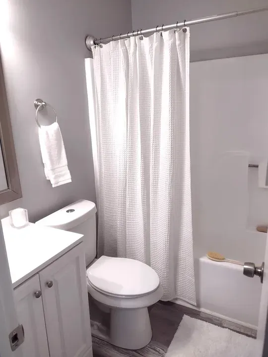 3 Bed 2 Bath Contemporary High-Rise Condo in Huntsville, AL - 5