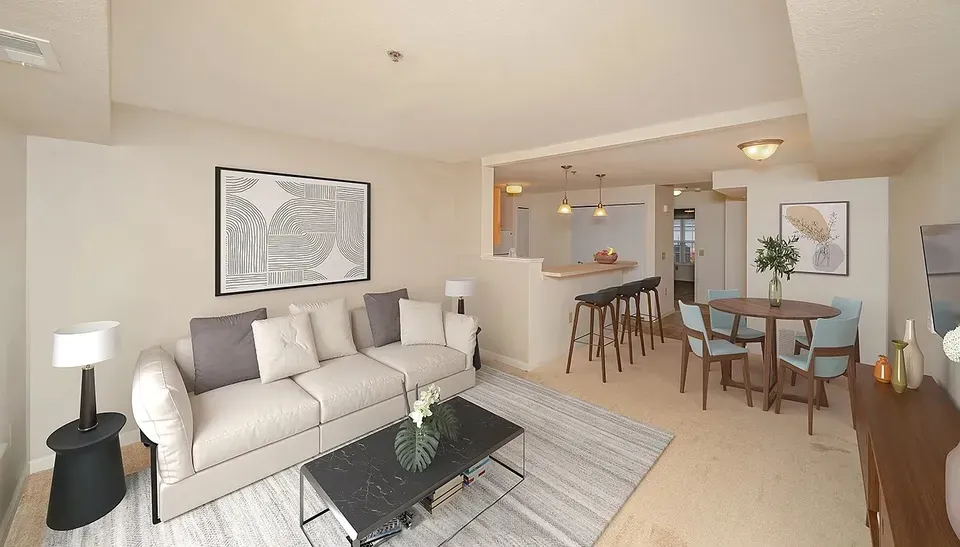 3 Bed 2 Bath Contemporary High-Rise Condo in Huntsville, AL - 1