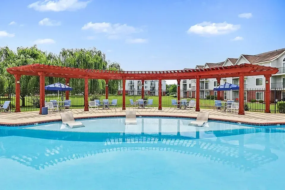 3 Bed 2 Bath Contemporary High-Rise Condo in Huntsville, AL - 4