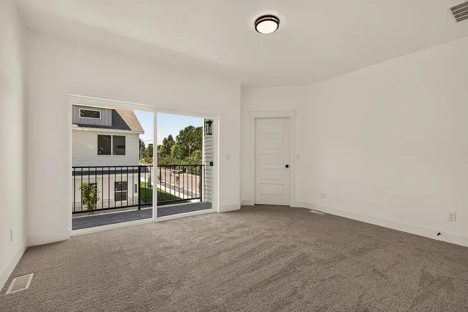 3 Bed 2 Bath Contemporary High-Rise Condo in Idaho Falls, ID - 3