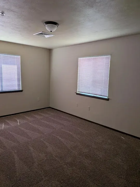3 Bed 2 Bath Contemporary High-Rise Condo in Idaho Falls, ID - 2