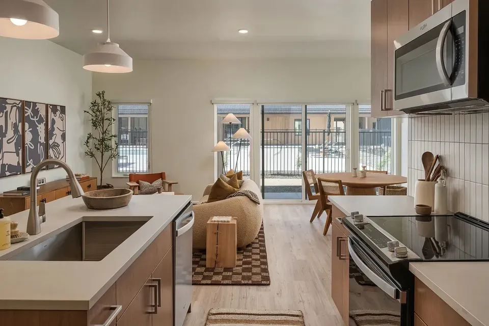 3 Bed 2 Bath Contemporary High-Rise Condo in Idaho Falls, ID - 2