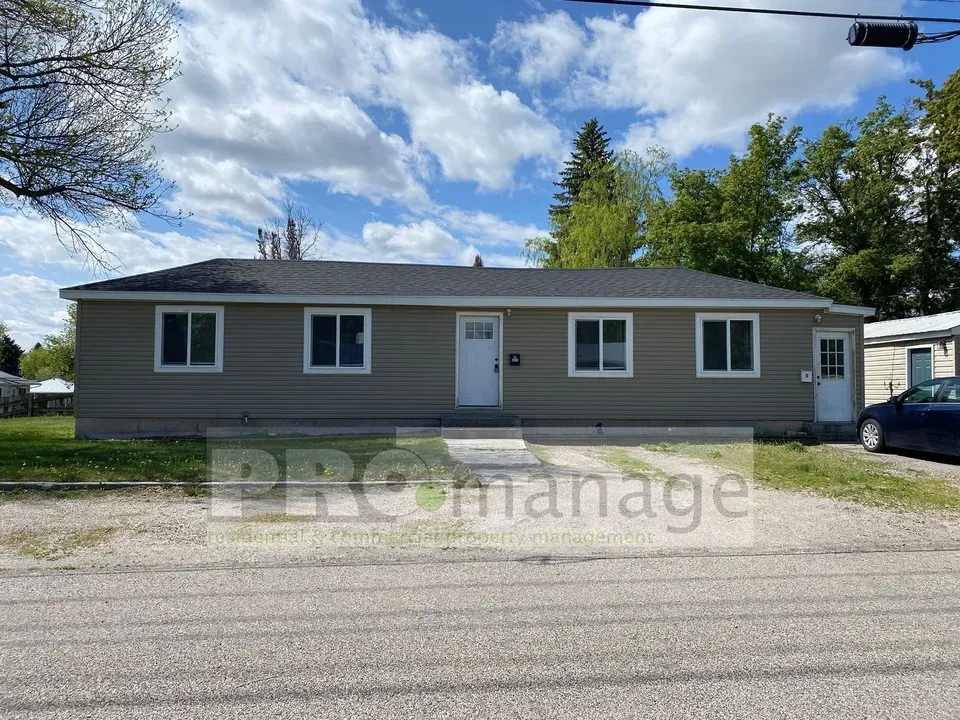 3 Bed 2 Bath Contemporary High-Rise Condo in Idaho Falls, ID - 1