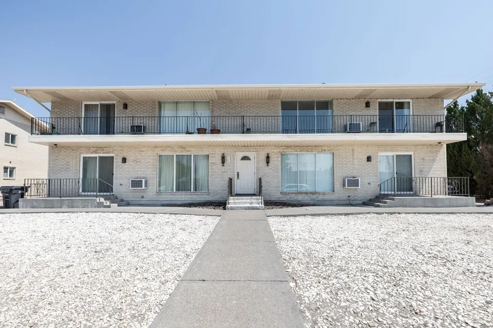 3 Bed 2 Bath Contemporary High-Rise Condo in Idaho Falls, ID - 1