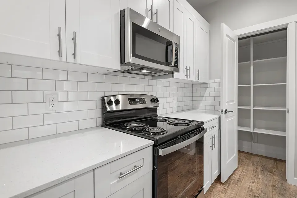 3 Bed 2 Bath Contemporary High-Rise Condo in Idaho Falls, ID - 3