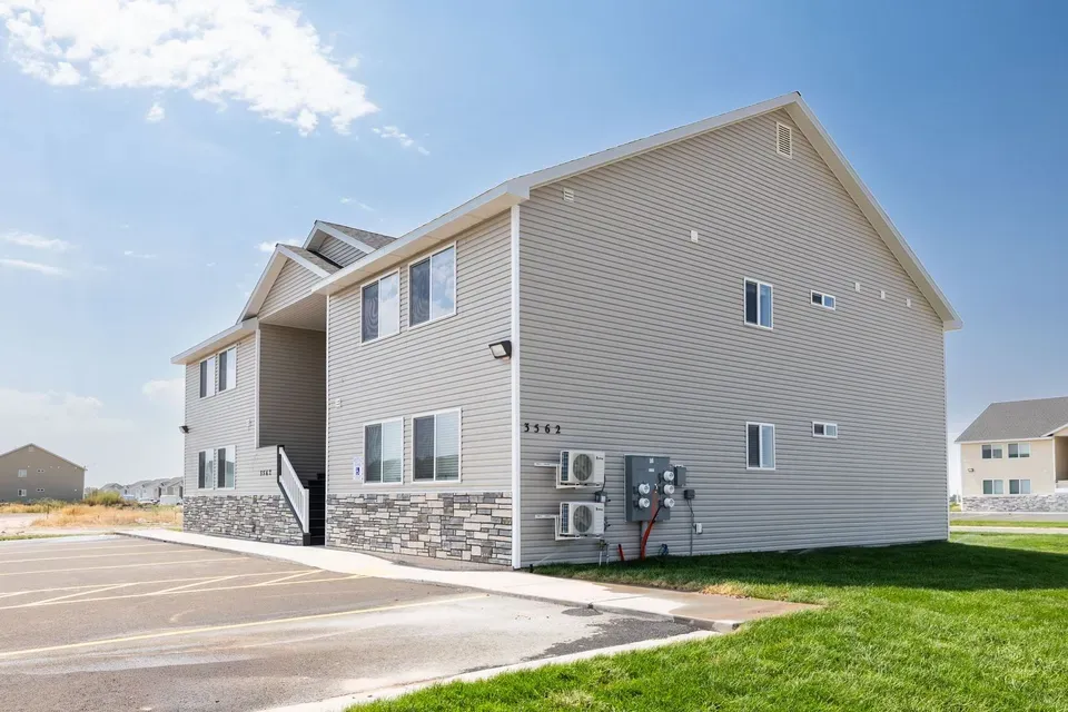 3 Bed 2 Bath Contemporary High-Rise Condo in Idaho Falls, ID