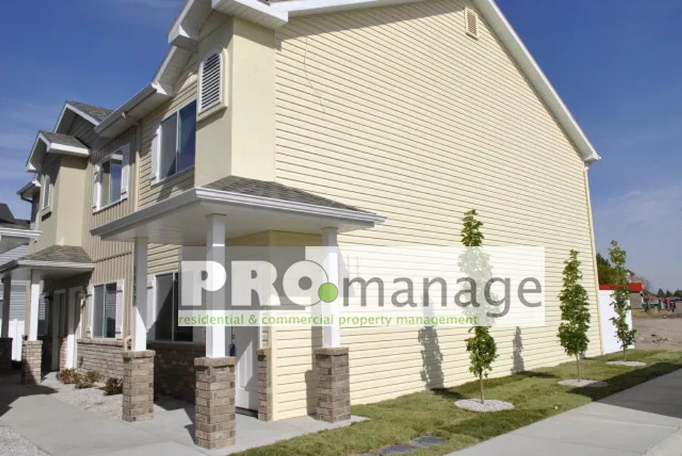 3 Bed 2 Bath Contemporary High-Rise Condo in Idaho Falls, ID - 1