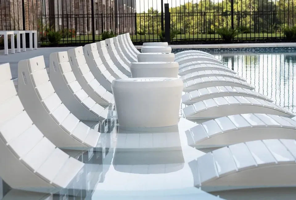 3 Bed 2 Bath Contemporary High-Rise Condo in Kansas City, KS - 5
