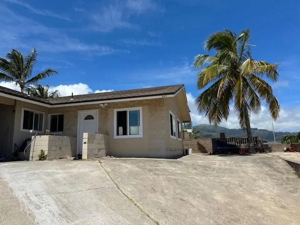 3 Bed 2 Bath Contemporary High-Rise Condo in Maui, HI