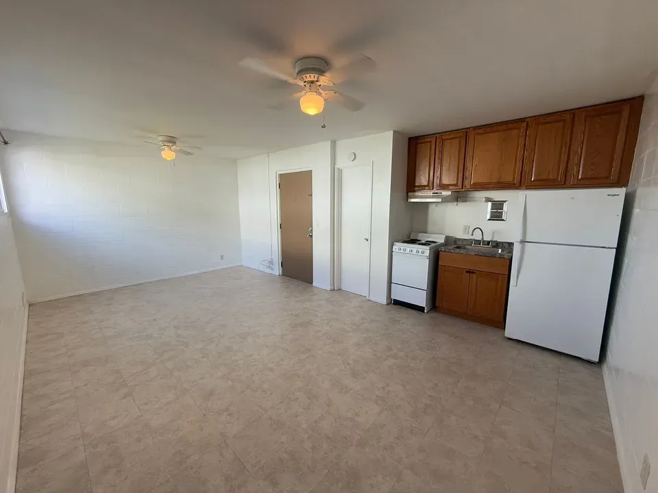 3 Bed 2 Bath Contemporary High-Rise Condo in Maui, HI