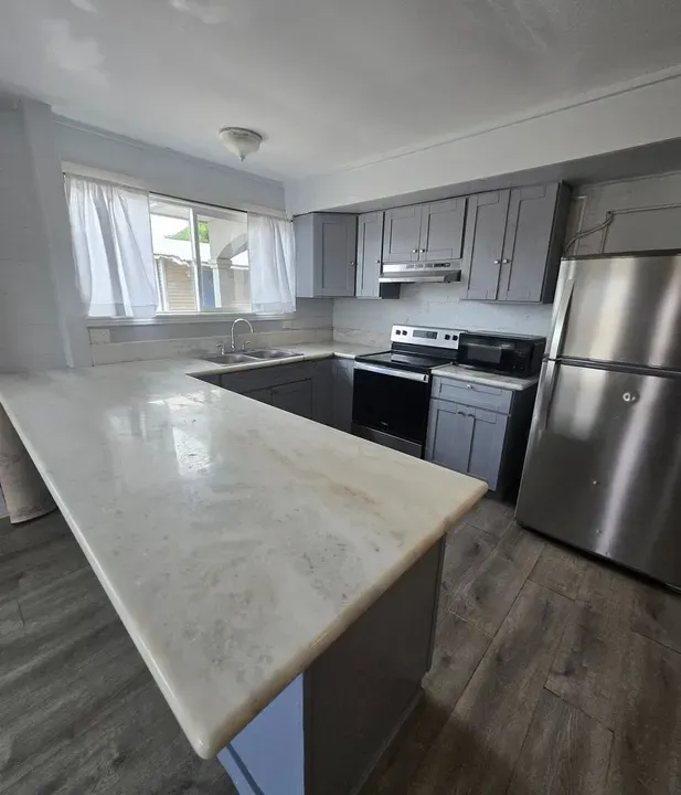 3 Bed 2 Bath Contemporary High-Rise Condo in Maui, HI