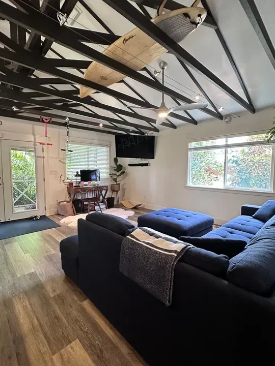 3 Bed 2 Bath Contemporary High-Rise Condo in Maui, HI